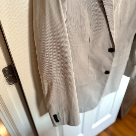 Men’s Suit Jacket / Blazer (38R) | Tailored Slim Fit - Banana Republic - Picture 6 of 10